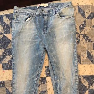 Men Levi’s super skinny jeans